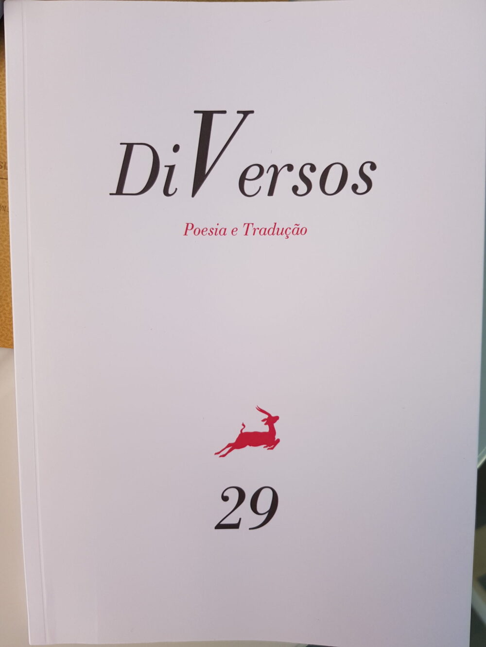 Le poesie di Numeri e Stelle sulla rivista portoghese Di Versos, N. 29, 2020 Le poesie di Numeri e Stelle sulla rivista portoghese Di Versos, N. 29, 2020